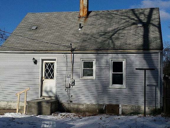 2nd image of 337 W Barrett Ave