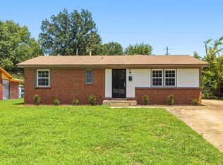 1262 S White Station Rd, Memphis, TN 38117