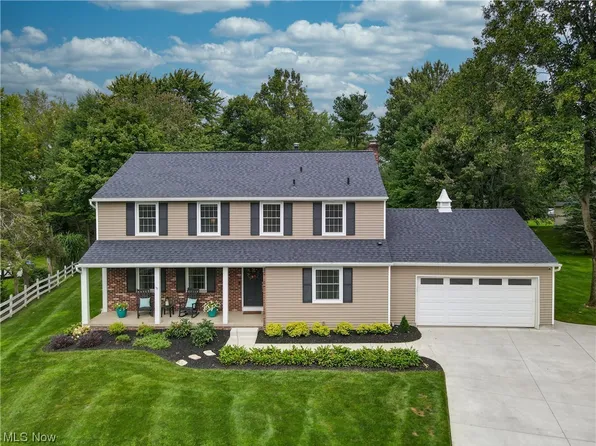 1421 Winslow Dr, Hudson, OH 44236