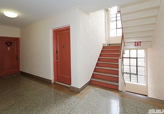 4th image of 4315 46th St APT E8