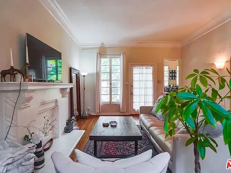 450 N Sycamore Ave #1 — Photo 10