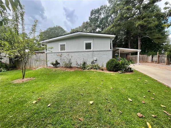 3388 Colquitt Dr, Doraville, GA 30340