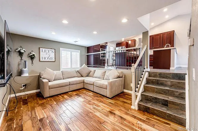 5011 S Espana Ct — Photo 2