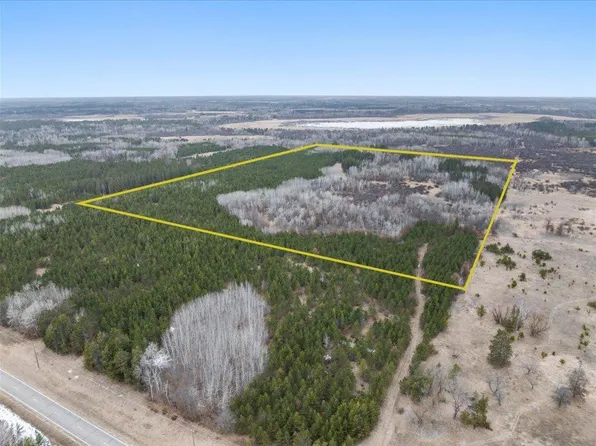 19146 320th St, Menahga, MN 56464