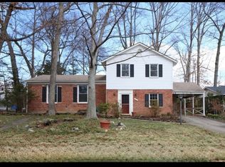 6715 Tildenwood Ln, Rockville, MD 20852