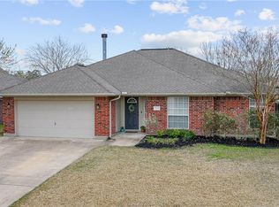 1304 Mullins Loop N, College Station, TX 77845