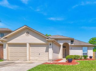818 Charles Pl, Baytown, TX 77521