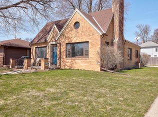 522 9th St, Sibley, IA 51249