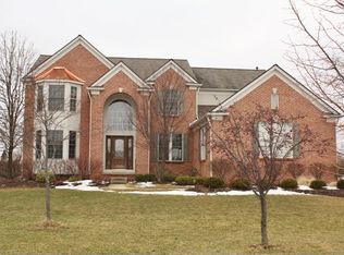 48551 Central Park Dr, Canton, MI