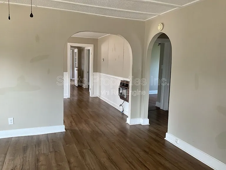 603 Martha Ave — Photo 5