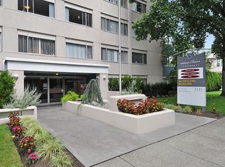 2151 W 39th Ave #202, Vancouver, BC V6M 1T6