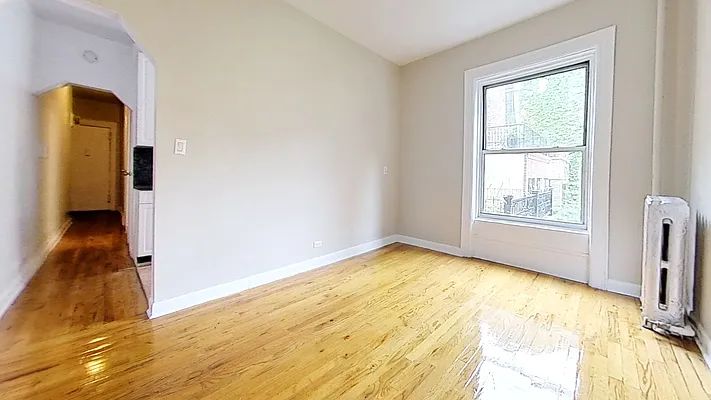 Rented by Bond New York | media 2