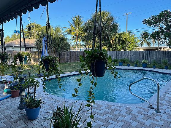 4th image of 308 Gulfstream Dr