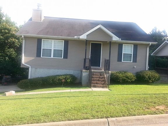 2nd image of 3241 44th Pl E