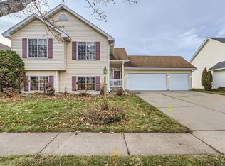 708 11th St, Farmington, MN 55024