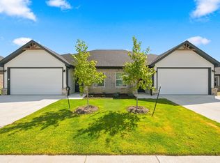 2416 Sloan Cir #B, Lorena, TX 76655