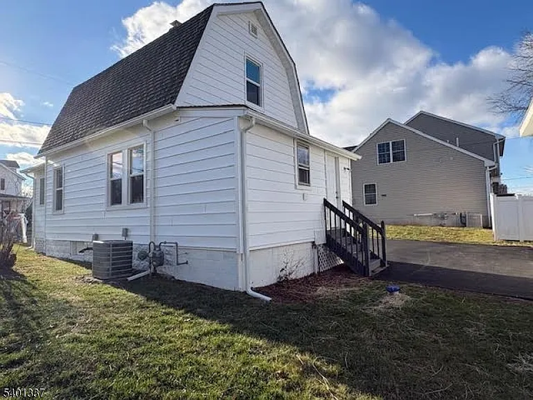 4 Whitehouse Ave — Photo 14