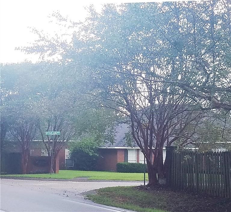 2nd image of McFarland Rd