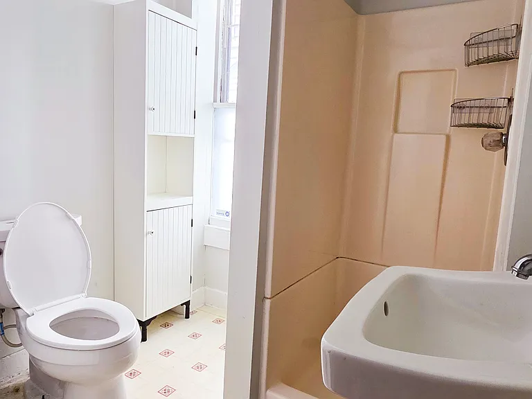 90 Edwards St #1 — Photo 11