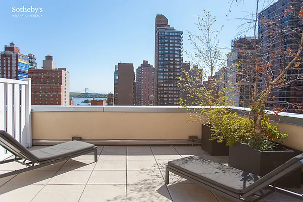 Sold by Sotheby's International Realty | media 12