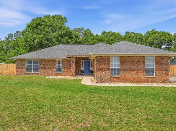 2370 Barberee Dr, Crestview, FL 32539