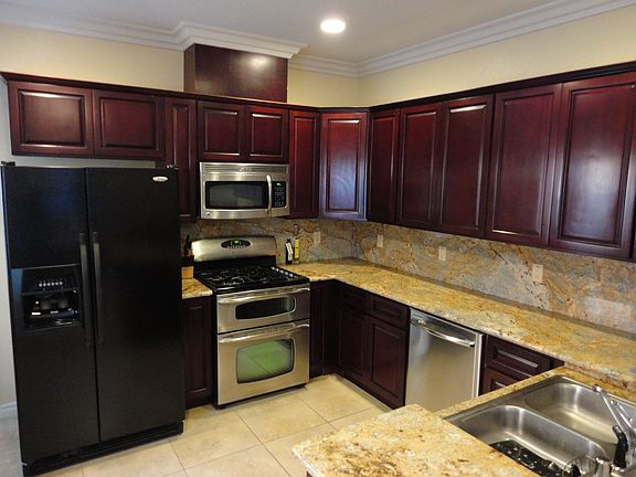 4th image of 1200 Highland Ave #104