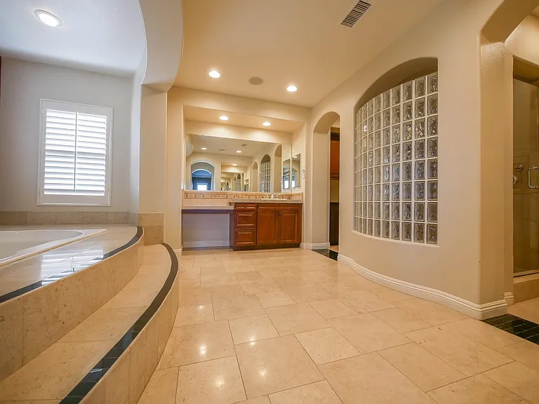 4215 Jameson Cir — Photo 7