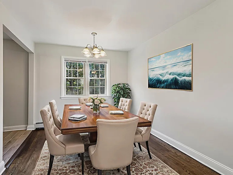 Kings Gardens Apartments — Photo 10