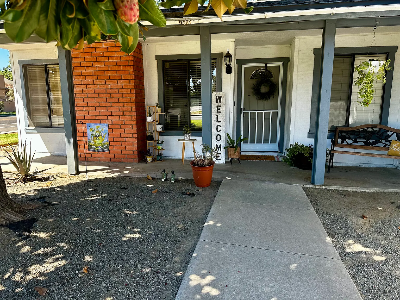 3 bed, 1376 sqft, $1,900 — Photo 3