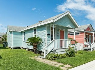 1209 17th St, Galveston, TX 77550