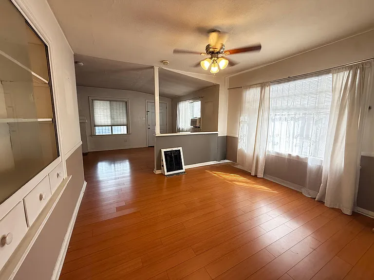 1123 N Vista St #1123 — Photo 11