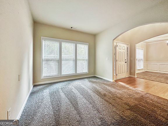 2nd image of 1091 Forest Creek Dr