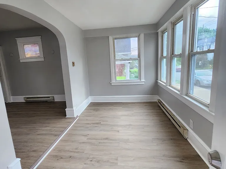 130 Brown St #1 — Photo 9