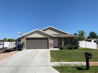1430 W 975 S, Clearfield, UT 84015