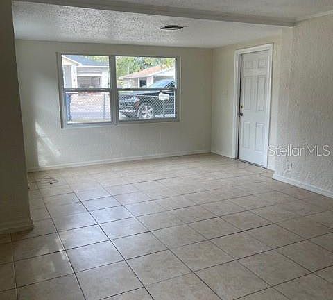 3rd image of 4103 E Comanche Ave