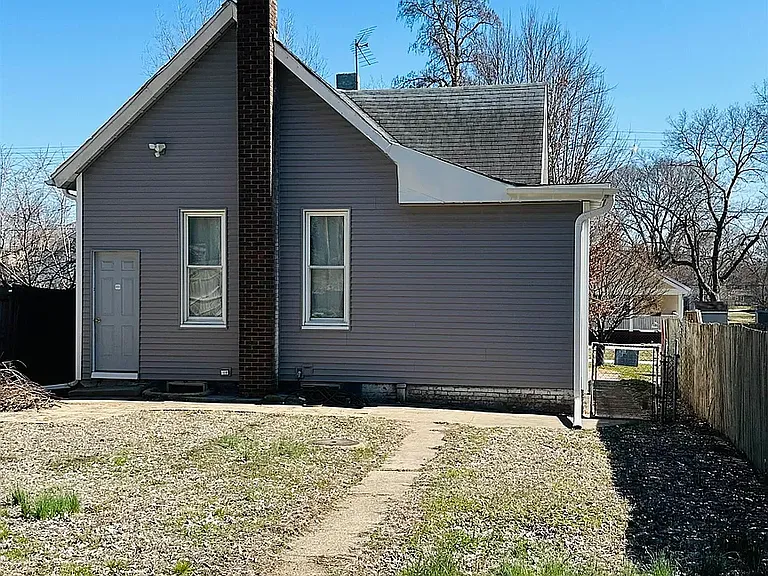 1213 NE Glendale Ave — Photo 14