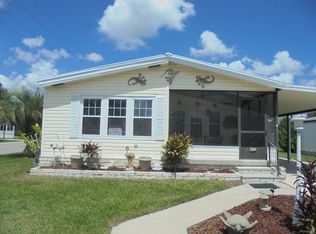 41215 Whitmer Dr, Zephyrhills, FL 33540