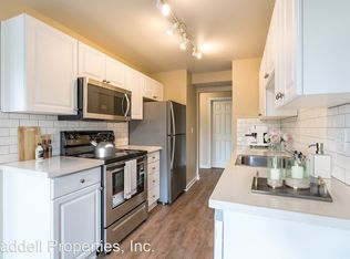 10206 NE 68th St #C202, Kirkland, WA 98033