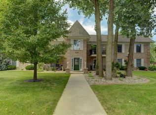 2629 Georgetowne Dr UNIT D-2, Highland, IN 46322