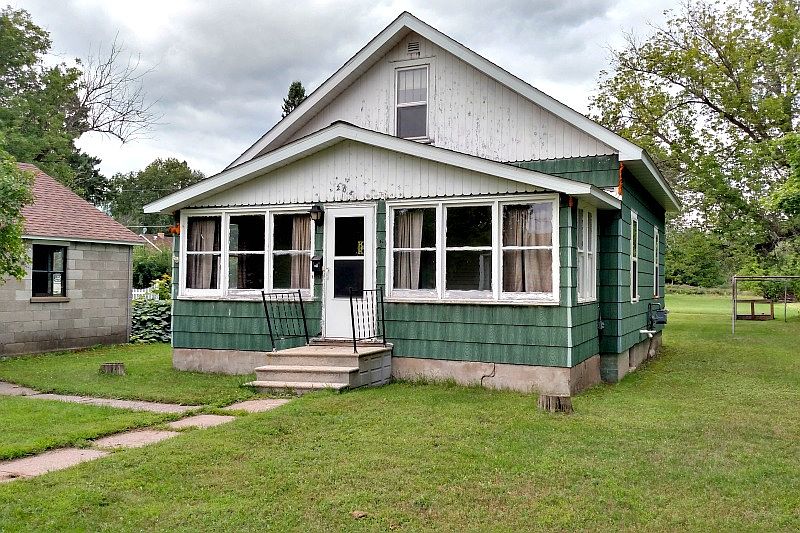 1st image of 208 Grant St