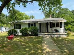 1020 Patterson Rd, Campobello, SC 29322