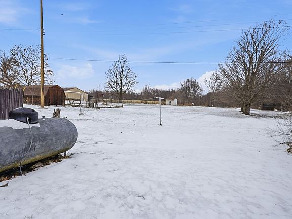 4th image of 6179 Falkenbury Rd