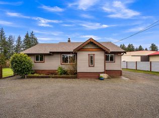 5733 Island Hwy N, Courtenay, BC V9N3N8