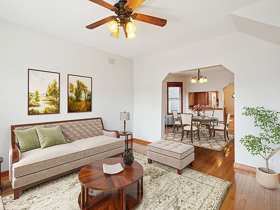 3rd image of 3344 N Kildare Ave