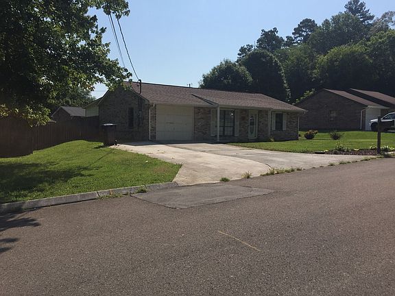 2nd image of 4912 Angelia Dr