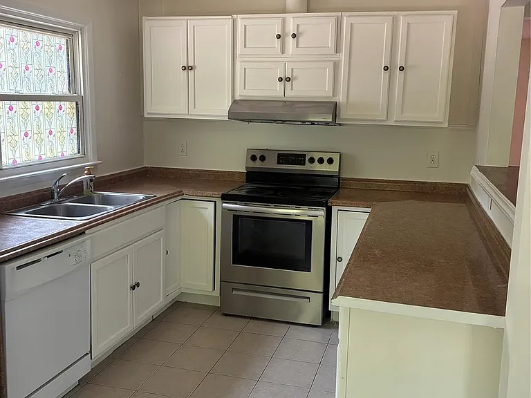 2334 Senior Dr — Photo 6