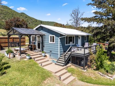 621 Sardine Creek Rd, Gold Hill, OR, 97525