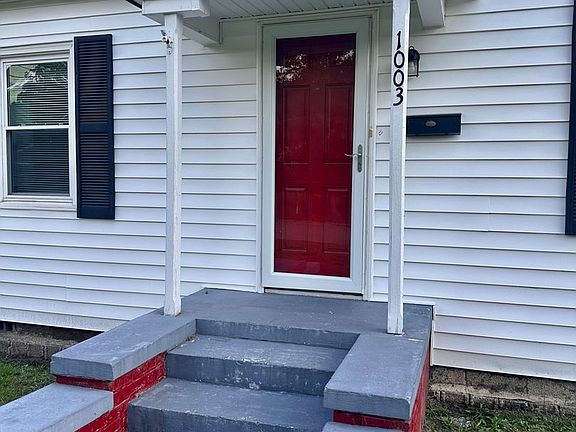 3rd image of 1003 E 6th St