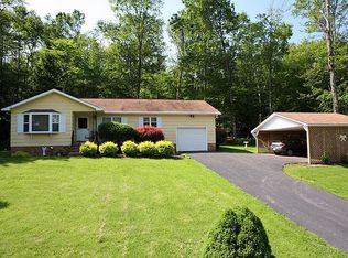 1712 Beach Lake Hwy, Beach Lake, PA 18405