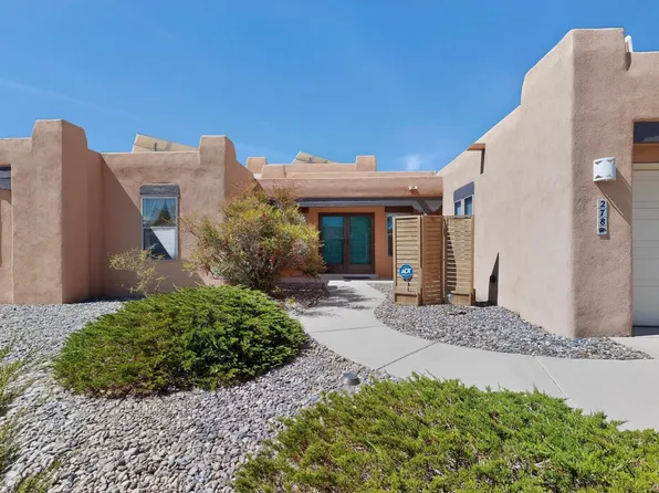 278 Nicklaus Dr SE, Rio Rancho, NM 87124